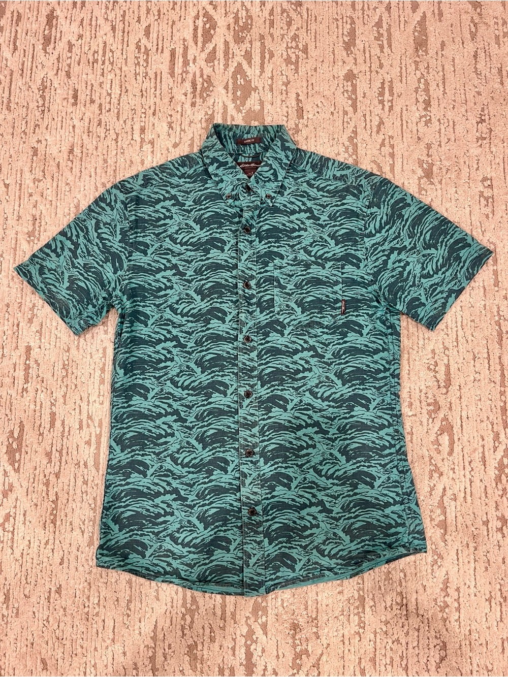 Eddie Bauer Men's Teal Wave-Print Short-Sleeve Button-Down Shirt